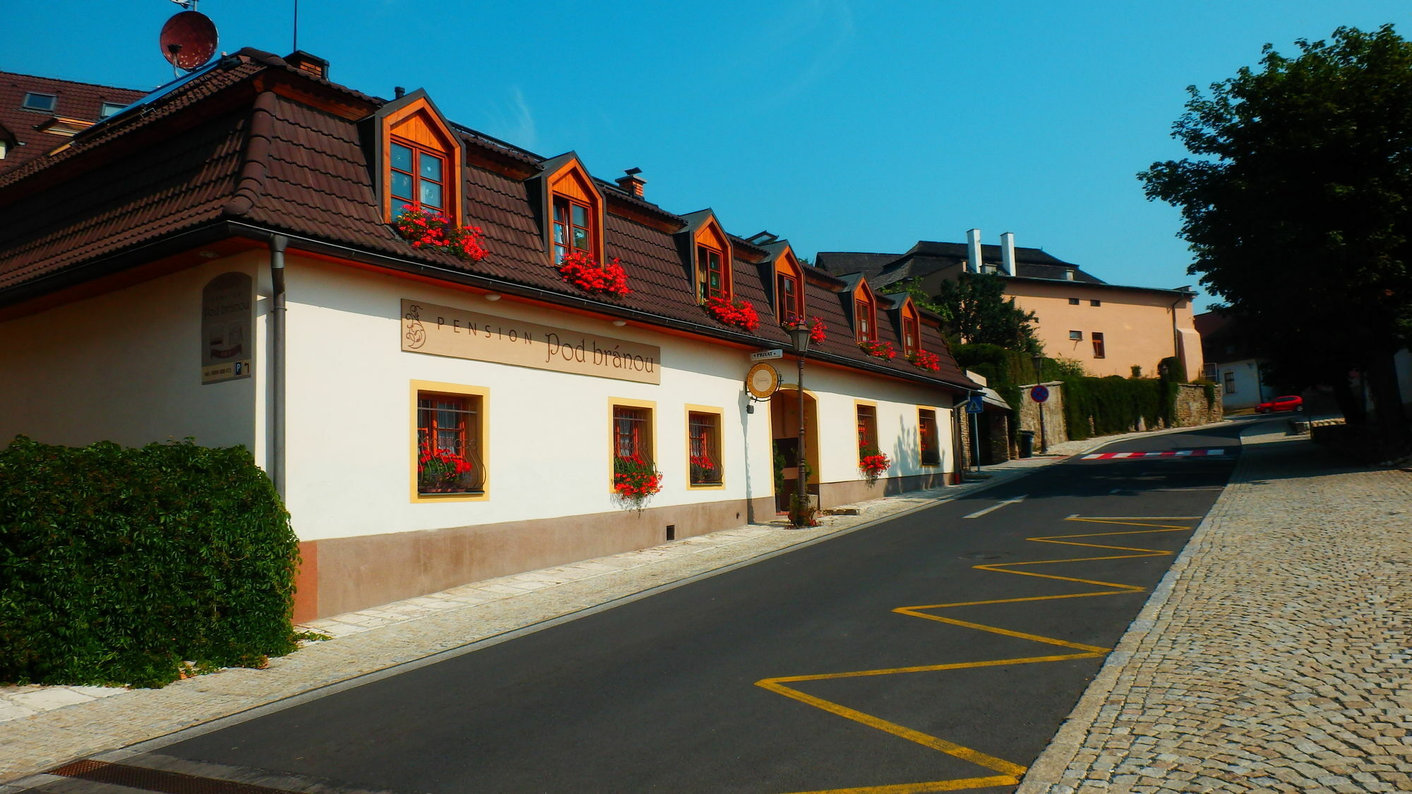 Penzion Pod Branou Poprad Dış mekan fotoğraf